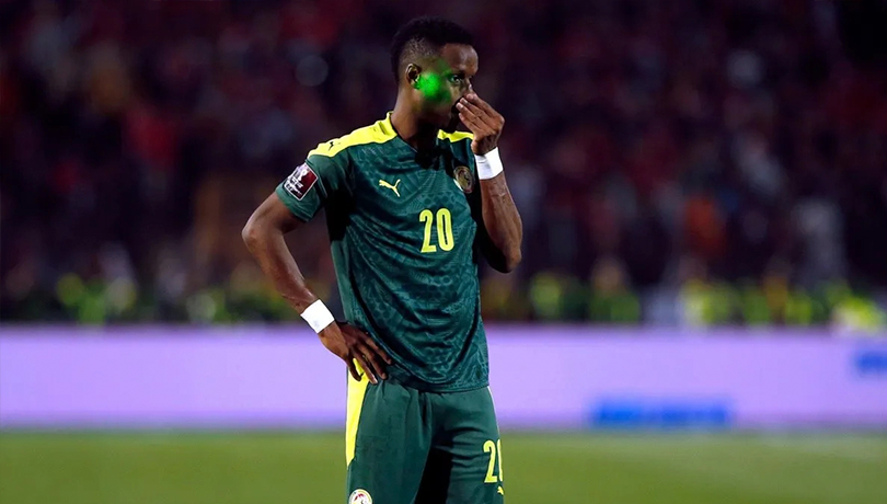 FIFA sanciona a Senegal por el uso de punteros láser ante Egipto