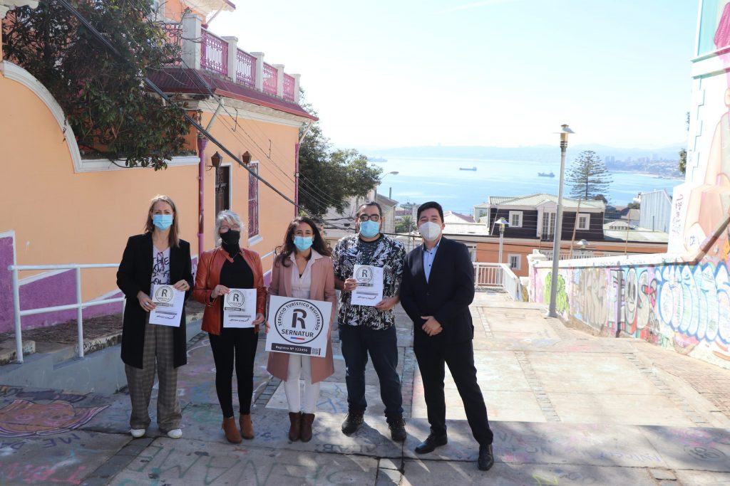 Sernatur lanza Sello R para que turistas identifiquen la oferta formal de servicios turísticos