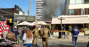 Incendio afecta a restaurant en Manuel Montt con Avenida Providencia