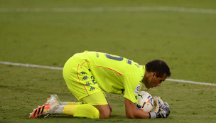 “No es nada grave”: Pellegrini le baja el perfil a la lesión de Claudio Bravo