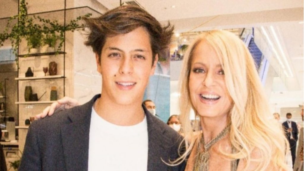 Cecilia Bolocco reveló cita de su hijo Máximo con “íntima amiga…”