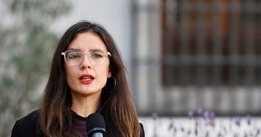 Ministra Vallejo sobre presos políticos: “Le corresponde a los tribunales de justicia la calificación de estos delitos”