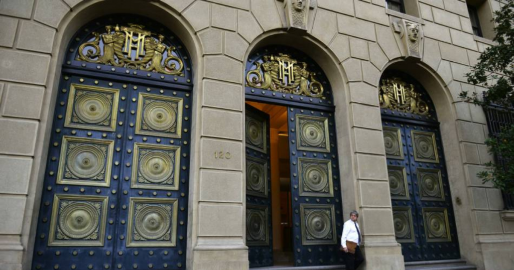 Ministerio de Hacienda tras robo de computadores: “Se pondrán a disposición los antecedentes que sean necesarios”