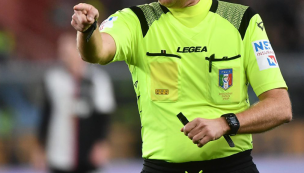 Equipo arbitral es suspendido por validar un gol en fuera de juego en la Serie A