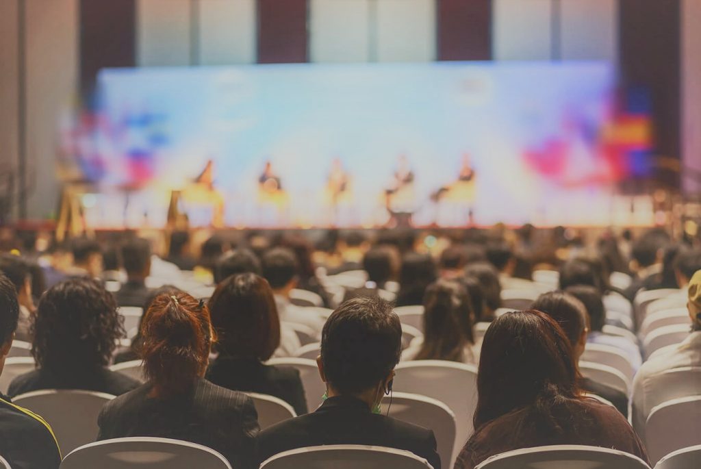Gremio de eventos corporativos cuestiona al Minsal: “Las actuales autoridades parecen no entender la crítica situación en la que nos encontramos”