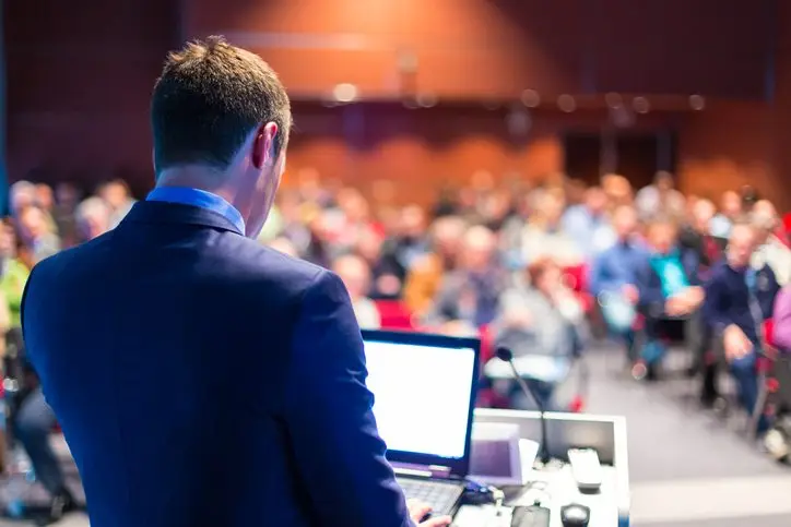 Gremio de eventos corporativos critica al Minsal y acusa discriminación de la autoridad sanitaria