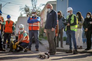 Aguas Andinas llama a cuidar el alcantarillado y advierte que mal uso genera graves obstrucciones en la red