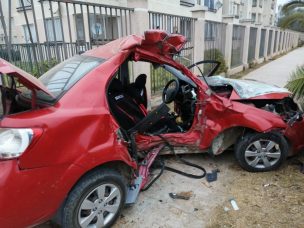 La Serena: Dos sujetos mueren tras chocar su auto al escapar de un control policial