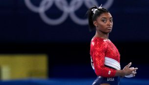 Simone Biles encabeza millonaria demanda contra el FBI