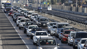 Fin de semana largo: Diputados UDI emplazan a las concesionarias de carreteras a levantar las barreras de peaje para evitar tacos