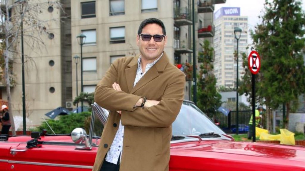 Pancho Saavedra se encontrará con grandes mujeres en el nuevo espacio prime de Canal 13 “Te paso a buscar”