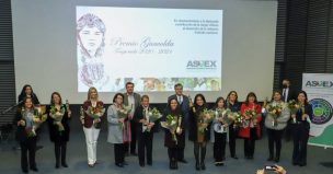 ASOEX junto a Ministro de Agricultura entregan Premio Guacolda a mujeres destacadas del sector frutícola de Chile