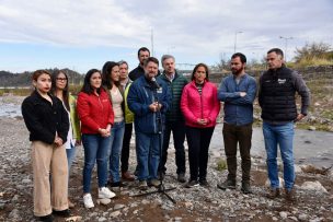 Alcaldes y alcaldesas de la RM junto al gobernador regional piden declarar al río Mapocho como Humedal Urbano 