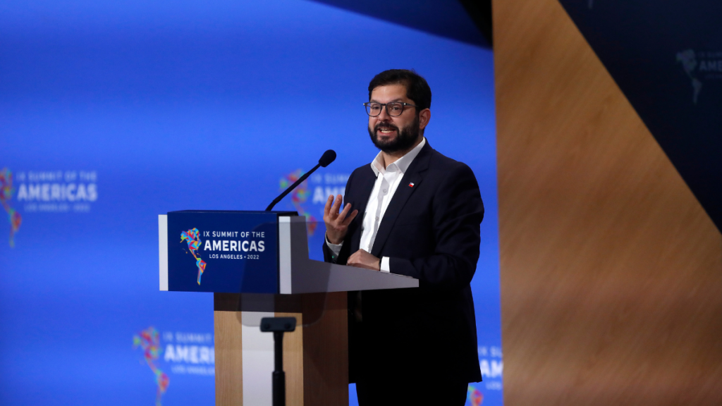 Boric en Cumbre de las Américas enfatizó en “la importancia moral y práctica de terminar con el injusto e inaceptable bloqueo de EE.UU. a Cuba”