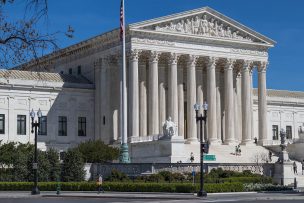 Corte Suprema de Estados Unido revoca caso que legalizó derecho al aborto