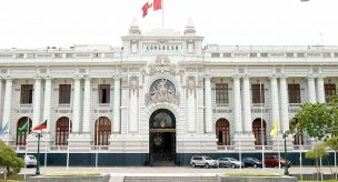 Congresista de Perú es denunciado por violar a una mujer en las oficinas del Parlamento