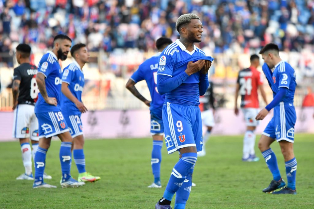 Nuevo portazo para la U: Chillán se niega a recibir el Superclásico