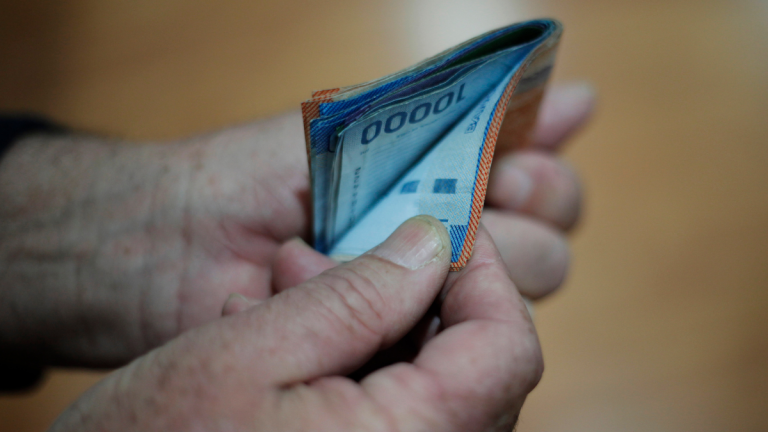 Hasta $58.594: conoce el beneficio para familias en pobreza extrema que se activa sin postular