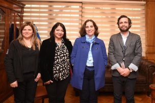 Canciller Urrejola se reunió con la alcaldesa de La Pintana para promover la gestión cultural que se desarrolla en la comuna