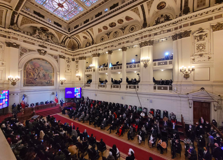 Rectora de la Universidad de Chile, Rosa Devés, aborda la entrega de la propuesta de nueva Constitución: “Es un hito democrático que celebramos”