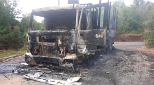 Reportan nuevo ataque incendiario en la Región de La Araucanía: Fue protagonizado por 30 encapuchados