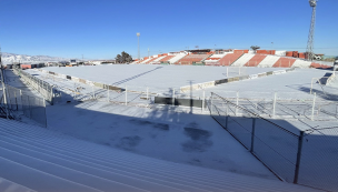 Teñido de blanco: la increíble postal del estadio El Cobre tras el frente de mal tiempo