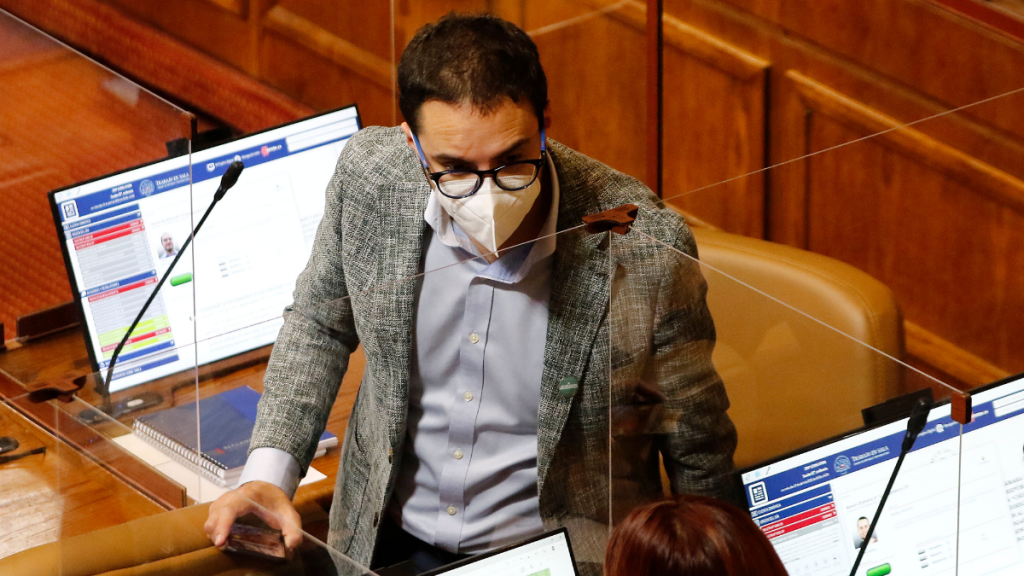 Diputado Jaime Sáez reconoció que consume marihuana: “No veo el inconveniente”
