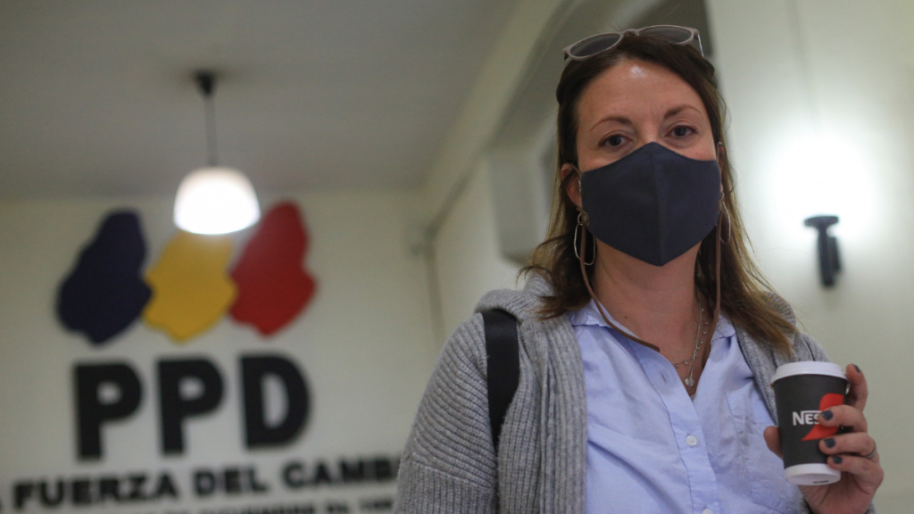 Natalia Piergentili emplazó a Macarena Ripamonti tras “últimatum” a Boric: “No ha asumido lo que se llama ser Gobierno”