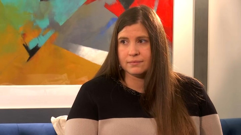 Pola Álvarez, enfermera apuñalada en Las Condes, se refirió al ataque que sufrió: “Yo quedé tirada en el suelo, ensangrentada”