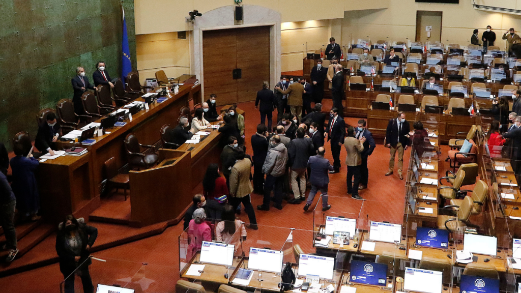 Oposición responde a polémicos dichos de la ministra Siches en la Cámara: “Ella te aplica la política de la cancelación”