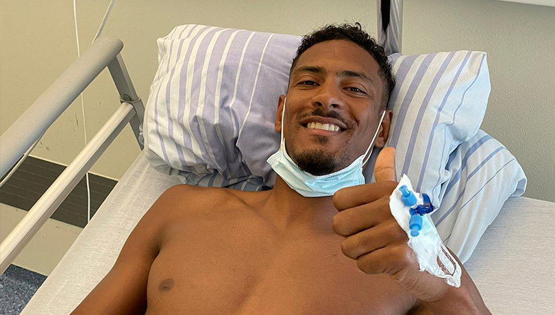 Sebastien Haller se muestra optimista tras comenzar su tratamiento: “El primer paso se ha completado”