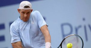 Jarry se despide del ATP de Kitzbühel tras caer ante el español Pedro Martínez