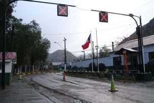 Acceso al Cajón del Maipo se encuentra cerrado por sistema frontal