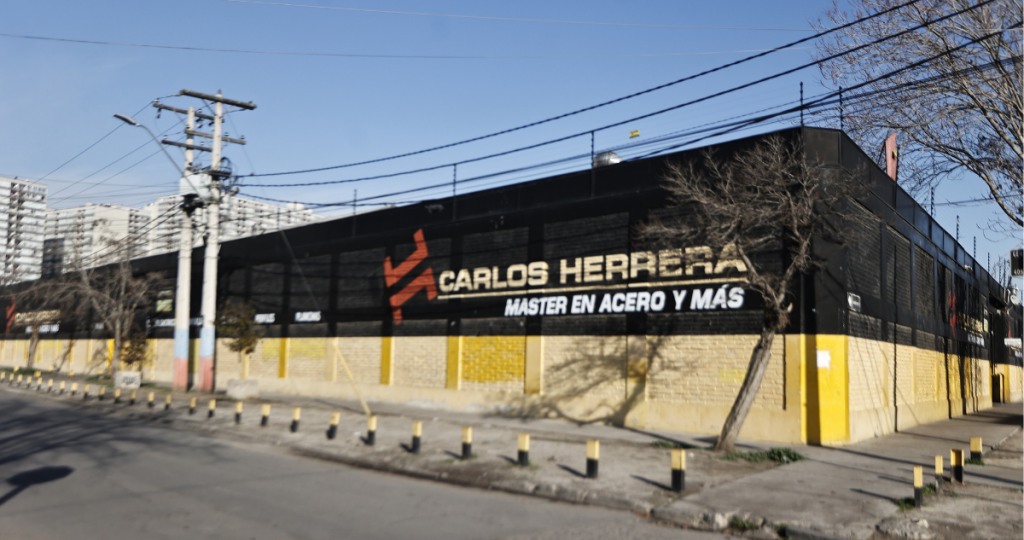 Empresa Carlos Herrera por el cierre de sucursal en Quinta Normal: “Los trabajadores son muy valiosos, no habrá despidos en ningún momento”