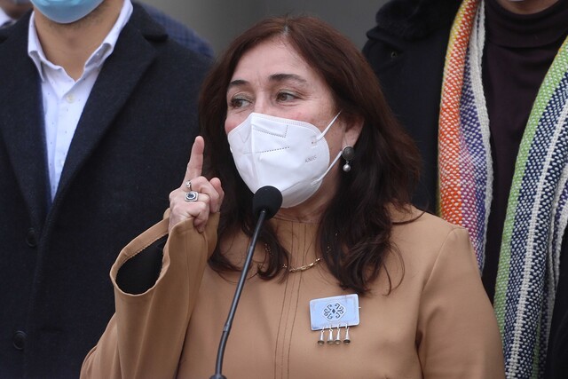 Ministra Yarza rectificó que habrá quinta dosis contra el Covid-19: “Lo más probable es que todos los años estemos reforzándonos”
