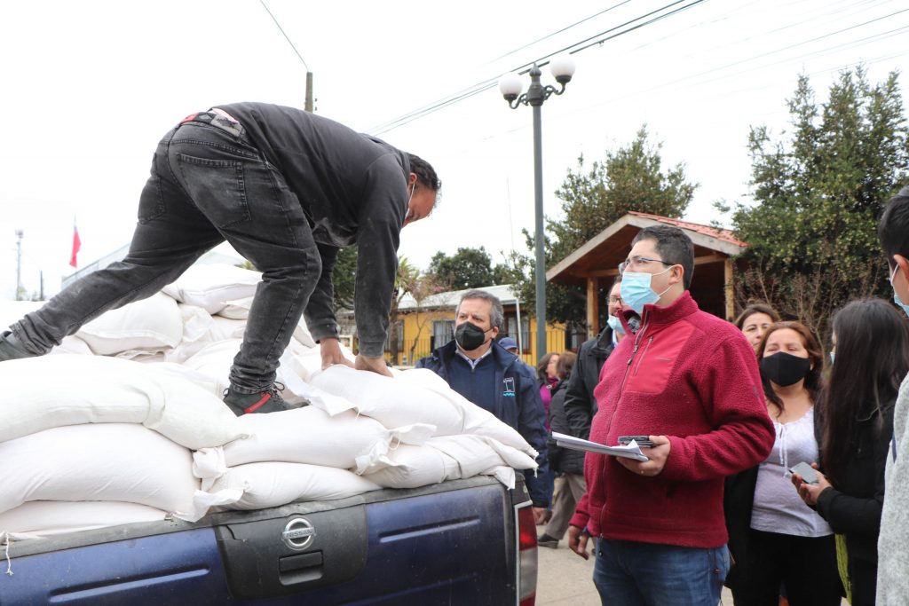 Incentivo de emergencia para alimentación de aves recibieron mujeres rurales