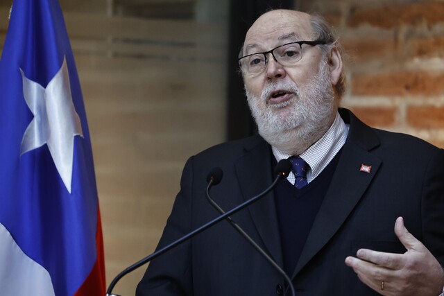 Presidente del Servel: Aumentaron los electores por mesa, pero proceso igualmente “debiera ser expedito”