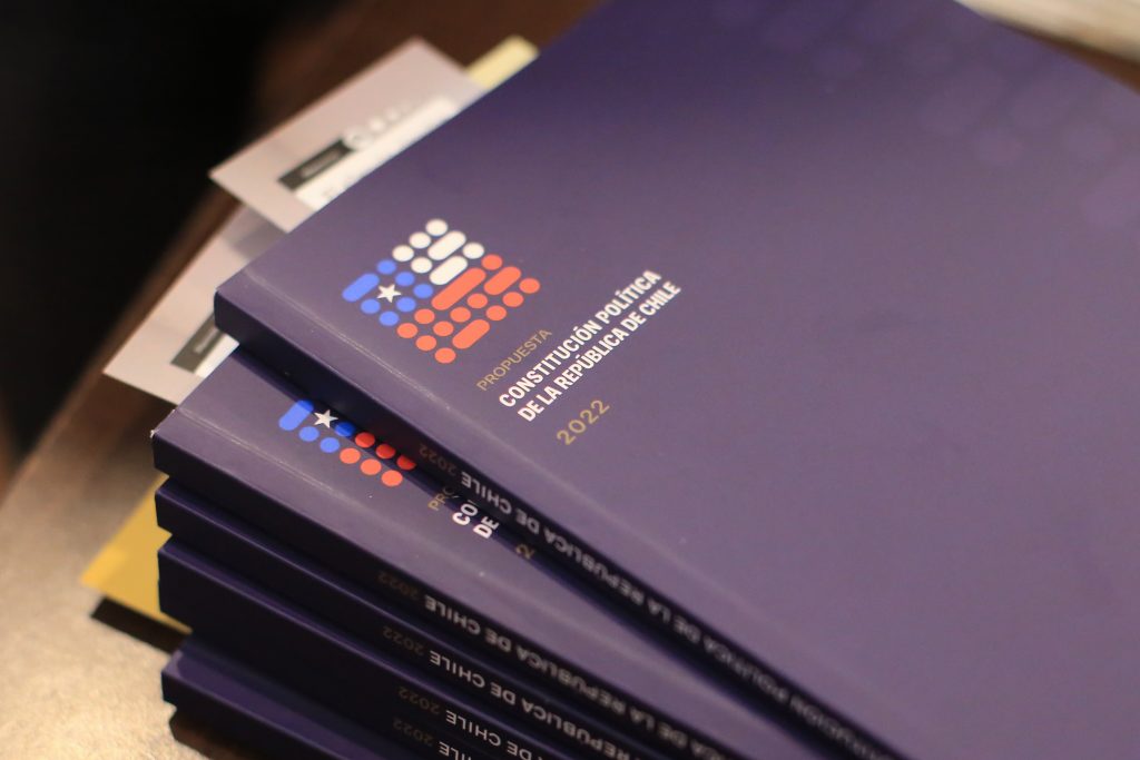 “Una nueva era para los Derechos Humanos”: Más de 190 dirigentes de la materia firman carta en apoyo a propuesta de nueva Constitución