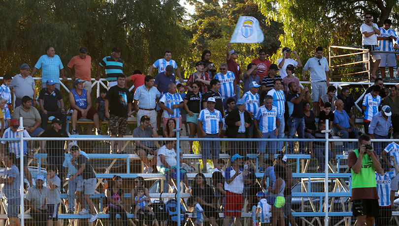 Magallanes arriesga sanción por lienzo a favor del Apruebo