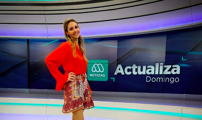 Periodista Claudia Salas le dice “adiós” a Mega tras 11 años: Fue desvinculada del canal junto a otros miembros del equipo de prensa