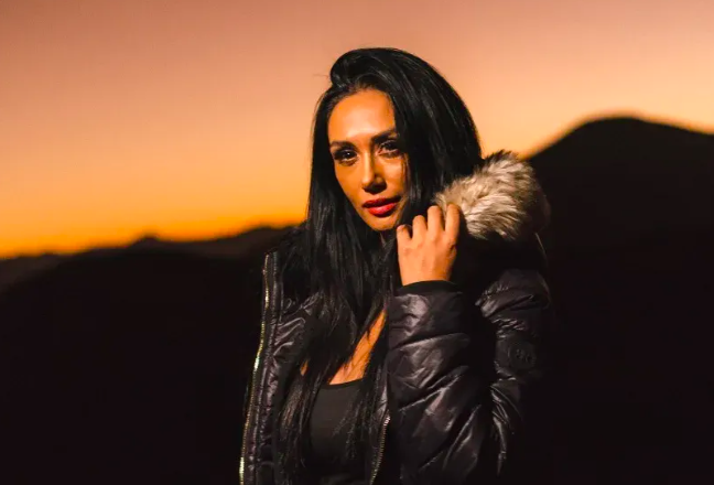 “Lo máximo”: El aplaudido video de Pamela Díaz a lo “Baywatch”