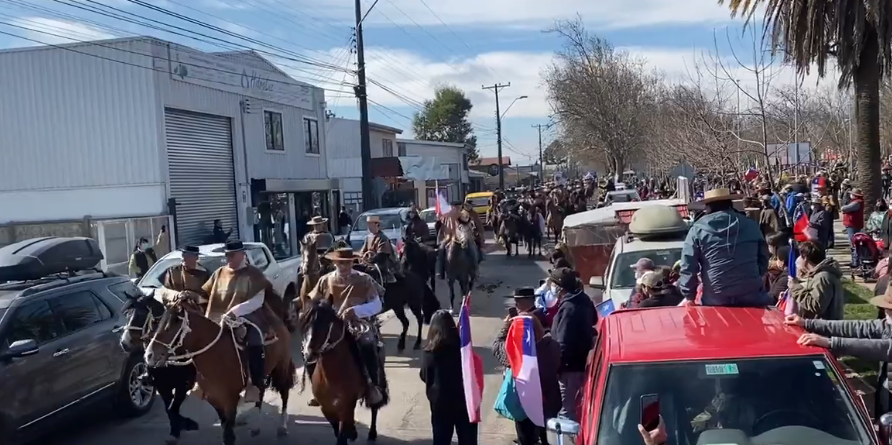 Mundo de la agricultura participa de marcha a caballo por el Rechazo: Director de la SNA afirma que “no nos consideraron” en la Convención