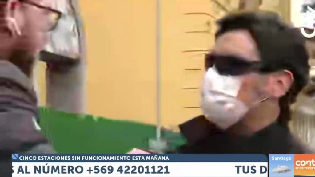 “Es una mier…”: La reacción de Monse Álvarez a transeúnte que arremetió contra Presidente Boric