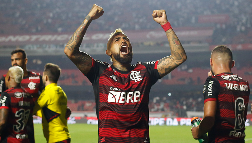 ¡Apareció el Rey! Arturo Vidal le da el triunfo a Flamengo en el clásico ante Botafogo