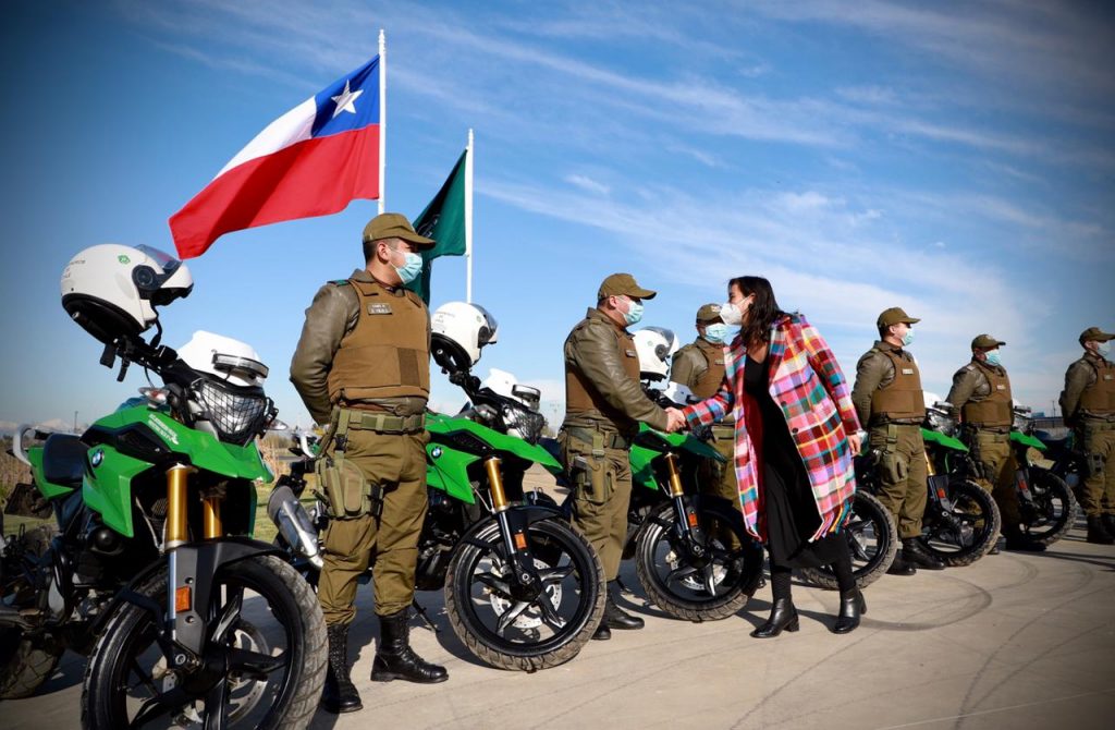 Ministra Siches sobre “Escuadrón Centauro” de Carabineros: “A nivel nacional ya ha logrado más de 600 detenciones”