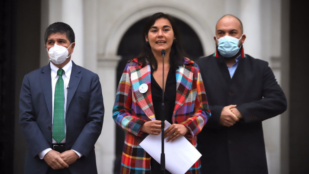 Ministra Siches: “Nuestro Gobierno va a ser activo persecutor en todos los delitos que involucren la violencia en el sur y a lo largo de todo el país”