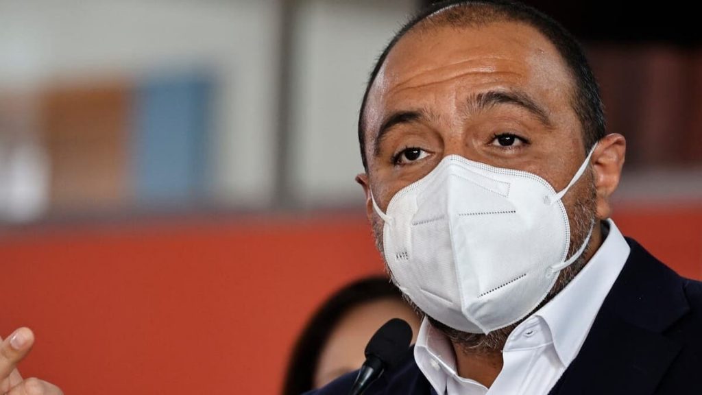 Ministro Ávila condena ataque incendiario en escuela en La Araucanía: “La violencia es inaceptable”
