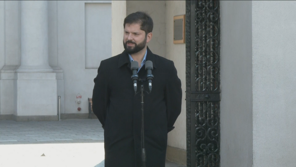Presidente Boric valoró acuerdo del oficialismo por el Apruebo e insiste que el Rechazo “es un camino mucho más incierto”