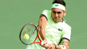 Alejandro Tabilo sonríe en el debut y avanza a segunda ronda del US Open