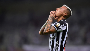 Presidente del Mineiro respalda a Eduardo Vargas: “Es un gran jugador y merece nuestro respeto”